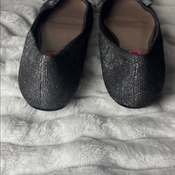 Betsey Johnson Sparkly Emy Bow Flats with Rhinestones Size 6 EUC - Picture 5 of 6